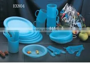 36 Pcs Round Picnic Set thumbnail-1