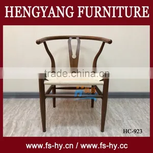 HC-924 Wholesale Banquet Wooden Armrest Chair thumbnail-1