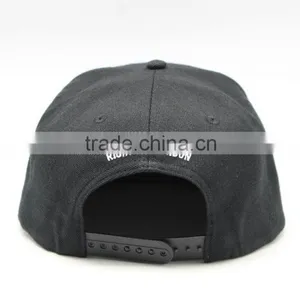Black Flat Visor Snap Back Cap Free Snapback Hat Wholesale in China thumbnail-4