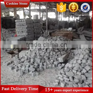 Natural Split Dark Grey Chinese Granite G654 Cube Stone thumbnail-1