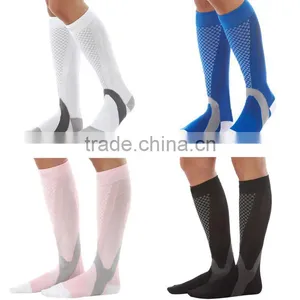 ZT-05 OEM Knee High Graduated Compression Socks For Women and Men - Best Medical, Nursing, Travel & Flight Socks -15-20mmHg thumbnail-2