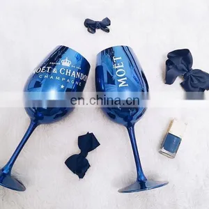 Plastic Reusable Champagne Glasses thumbnail-6