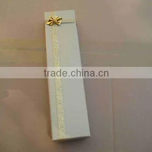 High Quality Custom Velvet Gift Box Packaging thumbnail-1