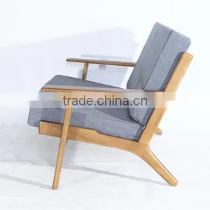 Solid Varnished Wooden Chair Hans Wegner 2 Seat Plank Sofa thumbnail-5