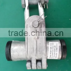 ADSS Cable Suspension Clamp 120m Span thumbnail-2