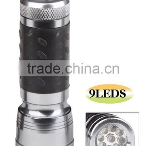 9 LEDs Aluminum Flashlight thumbnail-1