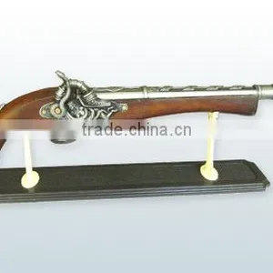 Windproof Lighter Gun / Refillable Jet Lighter / Torch Gun Lighter thumbnail-3