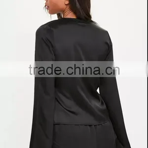 Women V Neck Wrap Pajamas With Private Label Black Long Sleeve Satin Pyjamas Set With Frilled Shorts thumbnail-4