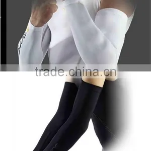 Compression Arm Sleeve For Golf Game thumbnail-1