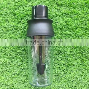Food Grade Home Use Plastic Cocktail Spin Shaker With Customized Logo thumbnail-1