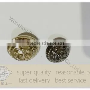 Metal Shank Button thumbnail-6