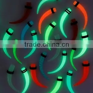 Fake UV Acrylic Ear Taper With O-rings thumbnail-2