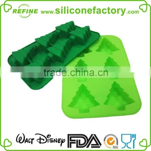 Christmas Promotional Gifts 6 Cavaties Silicone Bakeware in Tree Shape thumbnail-5