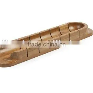 Bamboo Baguette Cutting Board thumbnail-1