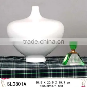 2015 New Disposable Flower Vase Heart Shaped Vase thumbnail-1