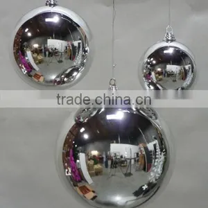 Cheap LARGE SHINY SILVER 200MM PLASTIC CHRISTMAS BALL 8" DIAMETER OUTDOOR ORNAMENT thumbnail-1