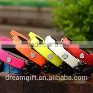 2015 New Design LED Flashing Dog Collar 6 PCS Diamond Amazing Beautiful Pet Collar thumbnail-4