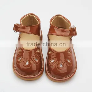 Non-slip Leather Baby Sandals Summer Children Squeaky Shoes thumbnail-2