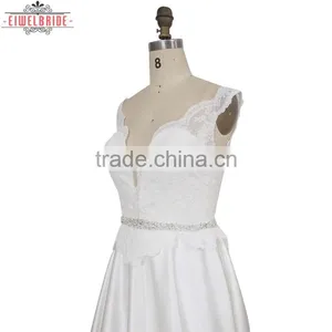 Custom A Line Lace Appliques Wedding Dress thumbnail-3