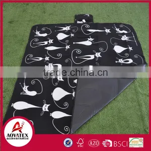 High Qualtiy Easy-carrying Printed Waterproof Outdoor Picnic Blanket thumbnail-2