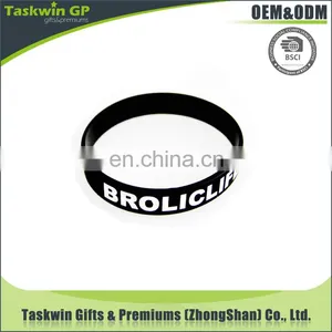 2017 Design Printing Your Own Logo Silicon Bracelet Wristband , Custom Cheap Wristband in Silicone thumbnail-1