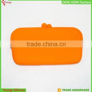 2016 Eco-friendly Fashional Wholesale Big Bean Design Silicone Coin Purse thumbnail-3