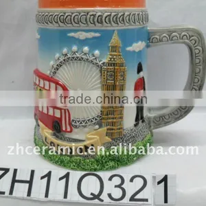 Ceramic Souvenir Pepper and Salt Shaker thumbnail-4