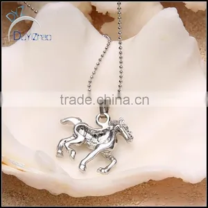 Hot Sell Latest Alloy Cameo Pendants With Horse thumbnail-3