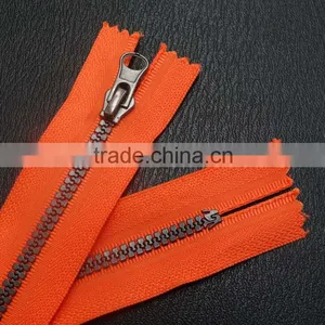 Wholesale New Stylish Plastic 5 # Resin Zipper Closed End for Garment Bags thumbnail-3