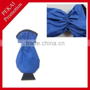Promotional Gifts Plastic Car Cleaning Gloves Ice Scraper thumbnail-1