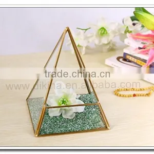 Elegant Vintage Brass Glass PYRAMID Triangle BOX CURIO DISPLAY CASE Box Terrarium Catus| Brass Glass Crystal Wedding Table Vases thumbnail-6