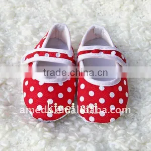 Baby Girl Red White Polka Dots Crib Shoes GSM2 thumbnail-1