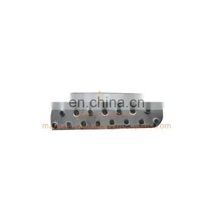 Foton Auman Land Pioneer Truck Weichai Engine Gearbox Zf/Fast Truck Spare Parts 1b24984504004 RH Upper Step Board Pad thumbnail-2