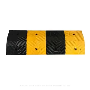 Roadway Traffic Limit Buffer Belt Highway Road Block Brake One Way Resistant Rubber Road Speed Bump thumbnail-1