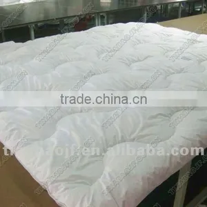 Polyester Fiber Quilt, Comforter, Duvet, Patchwork Quilt, Cotton Quilt, Silk Quilt thumbnail-1