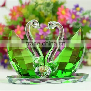 Crystal Swan As Wedding Crystal Gifts Souvenirs Favors thumbnail-1