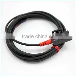 5mm Slot Width 4 Wires U-shaped Photoelectric Sensor With CE Certificate thumbnail-3