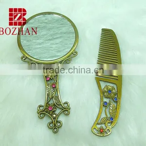 Charms Rhinestone Makeup Mirror Set thumbnail-2