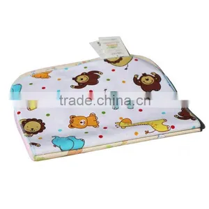 Baby Bamboo Travel Contoured Changing Pad thumbnail-3