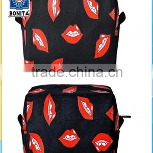 Wholesale Cheap New Fashion Creative Printed Material Cosmetic Bag thumbnail-1