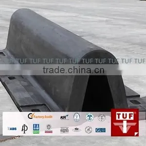 Marine Type U Rubber Fender thumbnail-1