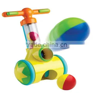 Hot Wholesale Funny Lightweight Plastic Throw and Catch Pop Ball Blaster Toy for Kids thumbnail-1