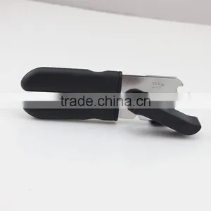 Black Handle Simply Use Kitchen Utensil Smooth Edge Can Opener thumbnail-2