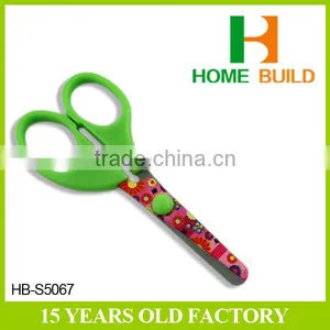 Factory Price HB-S5067 5" Colorful Blades Plastic Handle School Scissors thumbnail-1