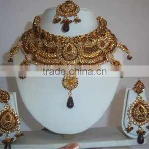 Gold Tone Polki Necklace EARRING Set thumbnail-1