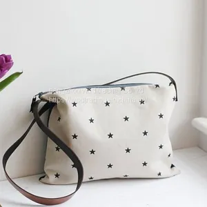 Full Printed Star Crossbody Bag With Long Leather Shoulder thumbnail-1