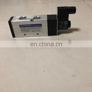 SHAKO Pneumatic Solenoid Valve PU520-04-S Mini Type Two Position Five Way thumbnail-2