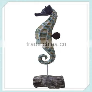 Hot Sell Resin Craft in Seahorse Shape for Home Decoration thumbnail-2
