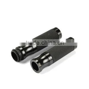 Soto Racing - 22mm Universal Motorcycle CNC Handle Bar / Handlebar Grips Leather and Aluminum Material thumbnail-3