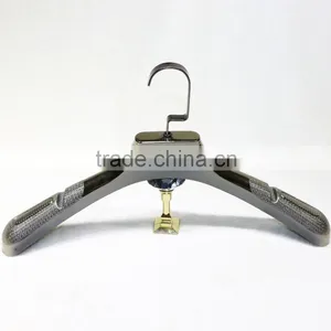 Electroplating Brown Plastic Cloth Hanger thumbnail-1